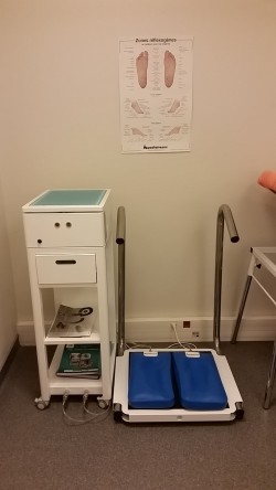 Semelles orthopédiques (orthèses plantaires) réalisées sur mesure en thermomoulage Adeline Le Franc centre PCNA