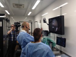 Dr Lopes dans l'Arthrolab